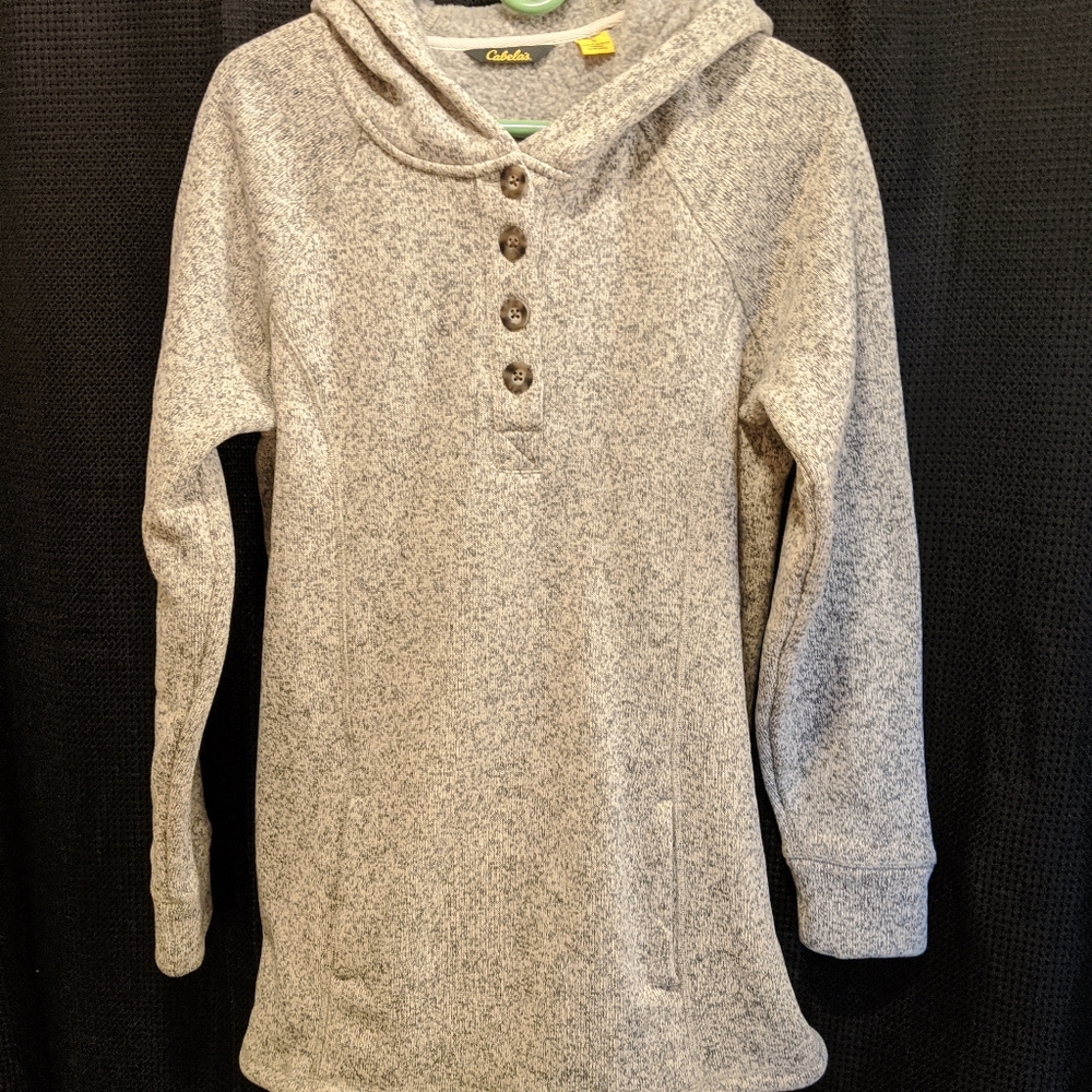 Cabellas Grey size large thermal sweater
